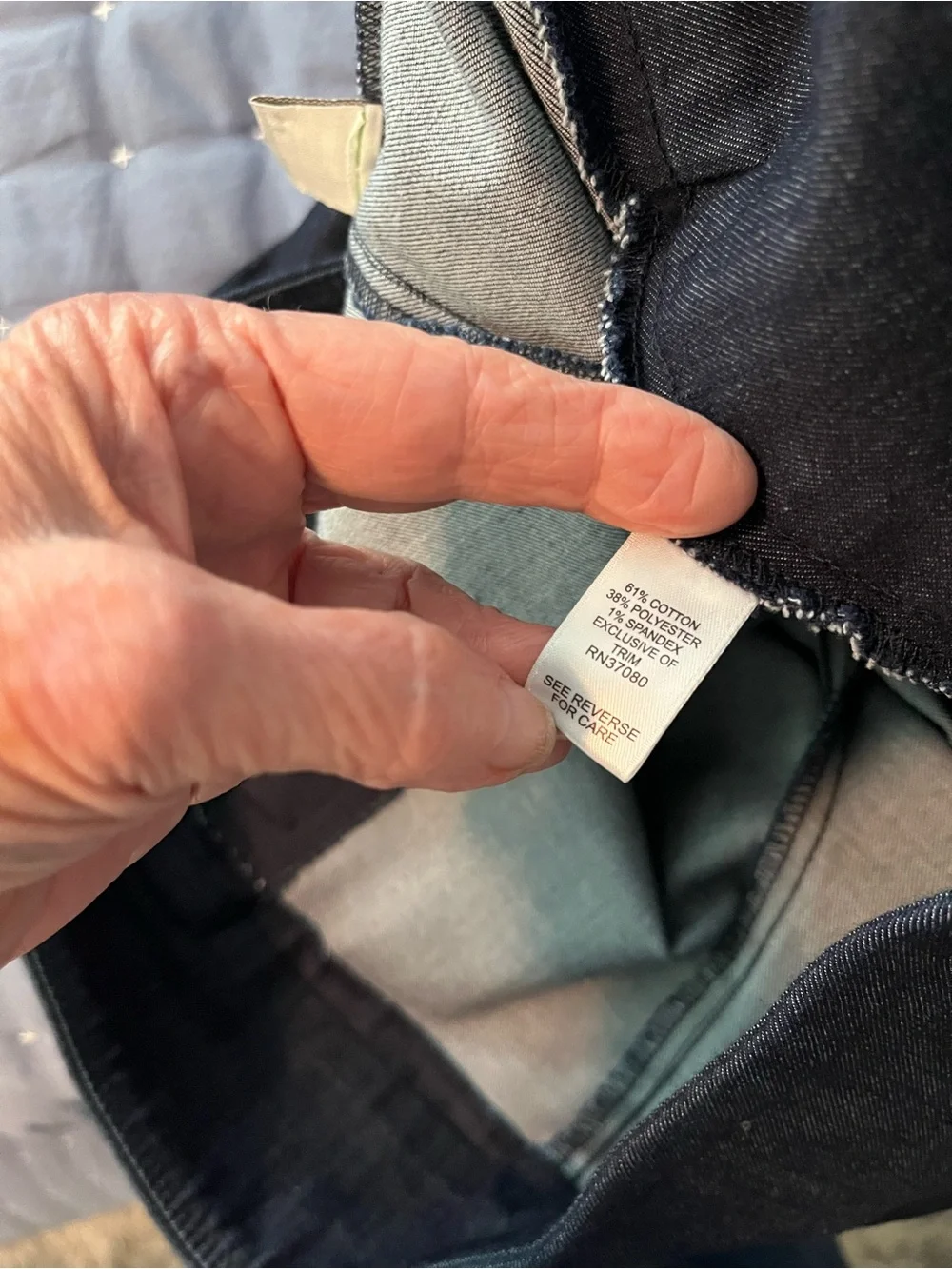 Women's Dark Wash Stretch Jeans